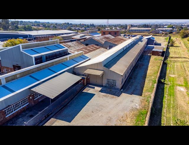 1,000M² WORKSHOP TO LET IN NOLDICK